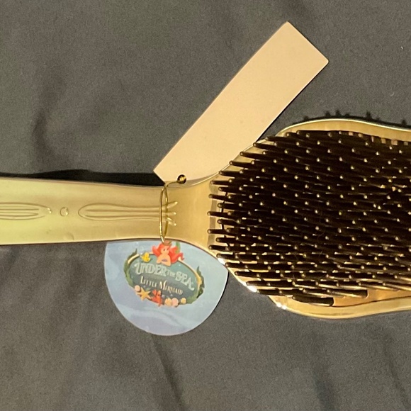 Disney  LITTLE MERMAID ARIELS ‘’DINGLEHOPPER ‘’  FORK  NWT - Picture 5 of 13